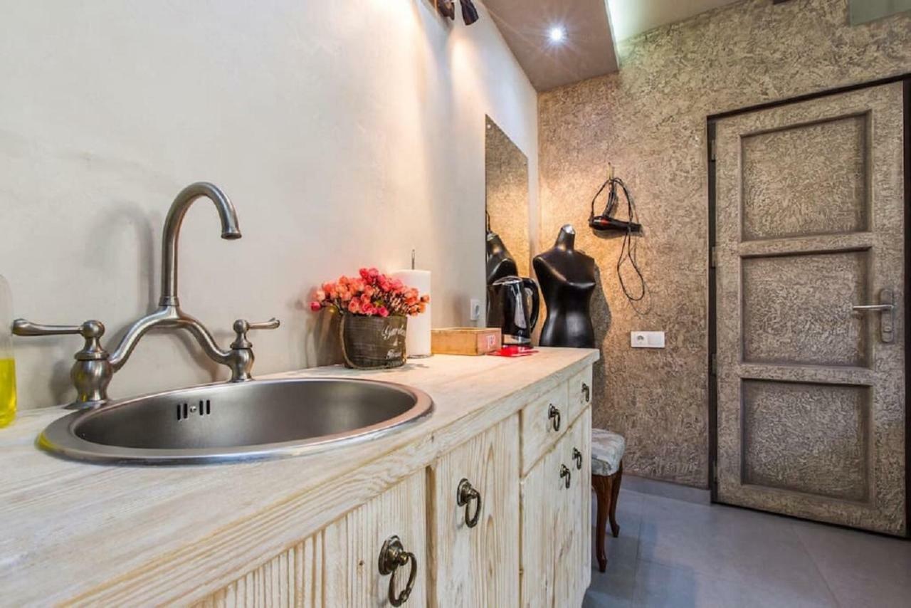 Nice Room Duplex Тбилиси Экстерьер фото